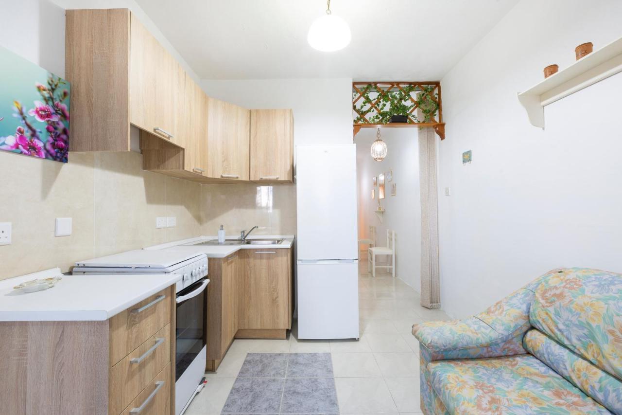 Ne1 - Lovely 2 Bedroom Apartment. Perfect Location Mellieħa Εξωτερικό φωτογραφία