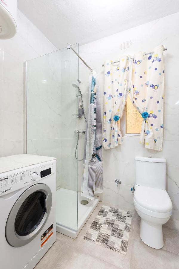 Ne1 - Lovely 2 Bedroom Apartment. Perfect Location Mellieħa Εξωτερικό φωτογραφία