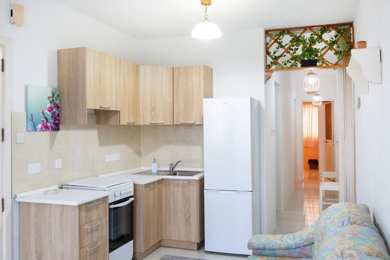 Ne1 - Lovely 2 Bedroom Apartment. Perfect Location Mellieħa Εξωτερικό φωτογραφία